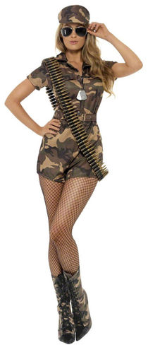 Leggy mature woman brags
